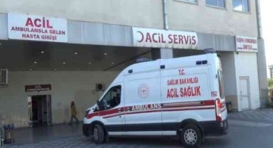 Esnaf ile müşterinin bıçaklı kavgasında: 7 kişi yaralandı