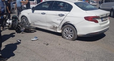 Gölbaşı'nda otomobil ile motosiklet çarpıştı