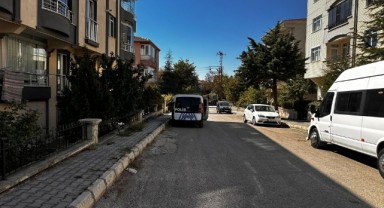 Halı çırparken çıkan tartışma ölümle sonuçlandı: 1 ölü, 1 yaralı