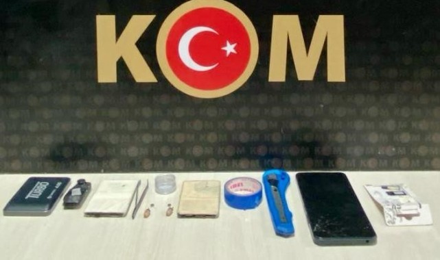 Kağızman’da kopyacılar suçüstü yakalandı
