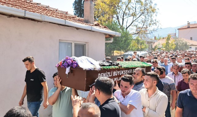 Kazada ölen genç kız son yolcuğuna uğurlandı