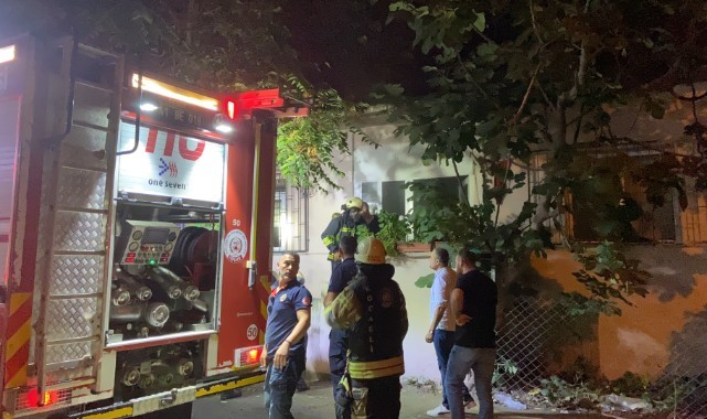 Kocaeli'de yangına banyoda yakalandı