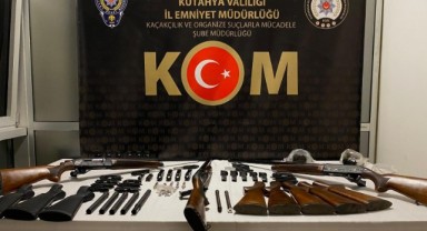 Kütahya'da kaçak silah operasyonu
