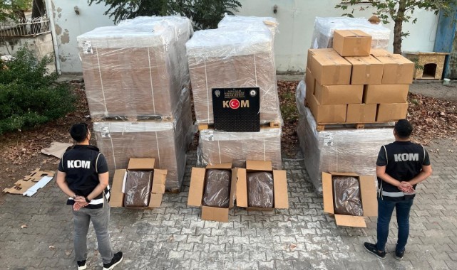 Manisa’da kaçakçılık operasyonu: 3 ton tütün ele geçirildi