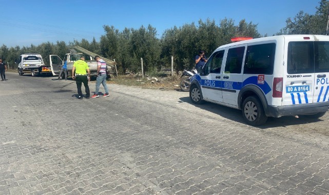 Motosiklet ile kamyonet çarpıştı: 2 ağır yaralı