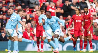 Nottingham Forest, Liverpool'u deplasmanda yendi