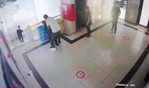 Öğretmenin heimlich manevrası öğrencisinin hayatını kurtardı