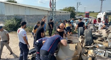 Otomobilin hurdaya döndüğü kazada 7 kişi yaralandı