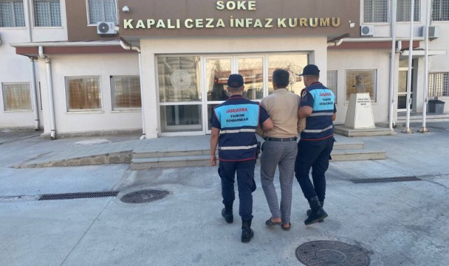 Ruhsatlı silahı çaldı, jandarmadan kaçamadı