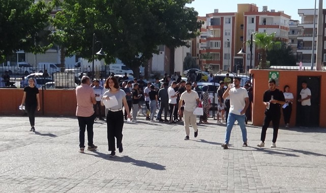 Şanlıurfa'da polis ekipleri 5 adayı sınava yetiştirdi