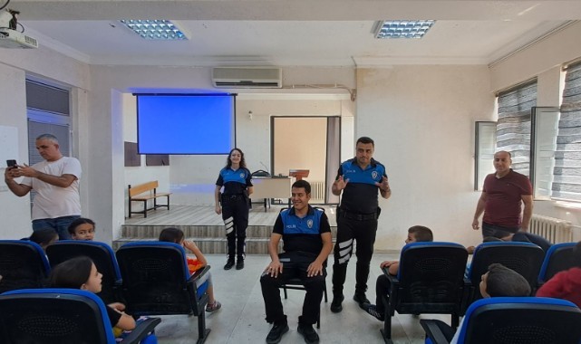 Şanlıurfa İl Emniyet Müdürlüğü ekiplerinden öğrencilere bilgilendirme