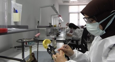 Şanlıurfa’nın En Büyük Diş Protez Laboratuvarı Hizmete Girdi