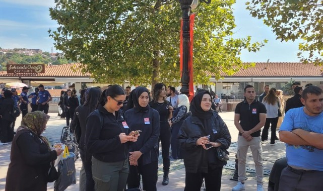 Şehit polis memuru Şeyda Yılmaz'ın devre arkadaşları lokma dağıttı
