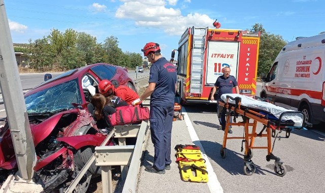 Susurluk'ta trafik kazası; 3 yaralı