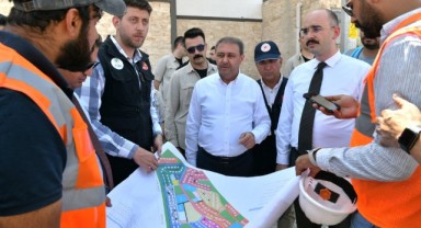 Vali Şıldak Eyyübiye'deki deprem konutlarında inceleme yaptı