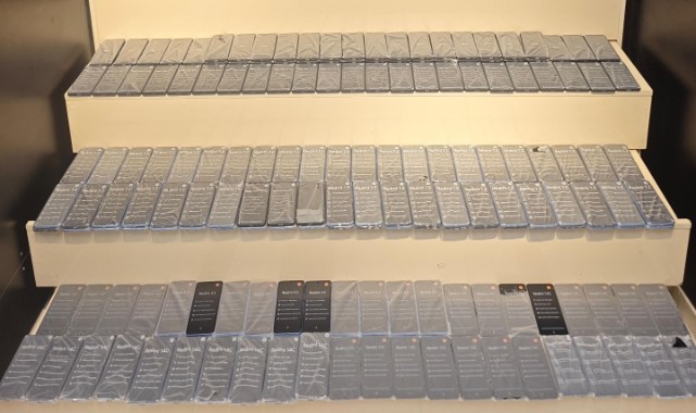 Van’da 5 milyon TL değerinde cep telefonu ele geçirildi