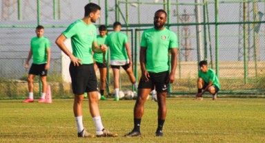Adanaspor galibiyeti ile moral bulan Şanlıurfaspor, Iğdır FK'ye bileniyor