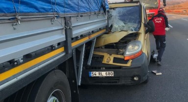 Balıkesir'de otoyolda trafik kazası: 3 yaralı