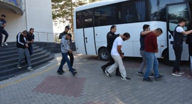 Berberin örgüt liderliği yaptığı çete çökertildi: 76 gözaltı