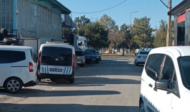 Esnaflar arasında silahlı kavga: 2 yaralı