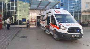 Fiat-Tofaş ağaca çarparak ikiye ayrıldı: 2 ölü