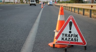 Germencik'te ticari araç ile motosiklet çarpıştı: 2 ölü