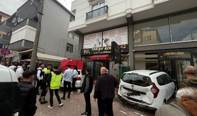 Güzellik merkezine giren otomobil dehşet saçtı