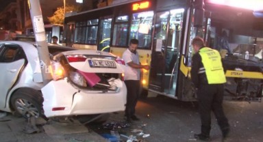 Halk otobüsü ile otomobil çarpıştı! 4 yaralı