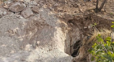 Jandarmadan kaçak kazı yapanlara suçüstü: 4 gözaltı