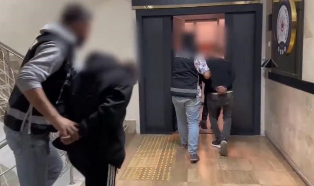 Kayseri'de binlerce paket kaçak sigara ele geçirildi: 3 gözaltı