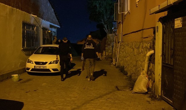 Kocaeli'de silahlı kavga: 2 yaralı