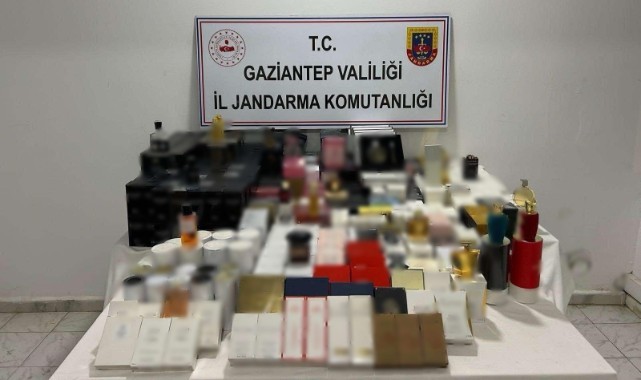 Komşu ilde bin 137 adet kaçak parfüm ve deodorant ele geçirildi