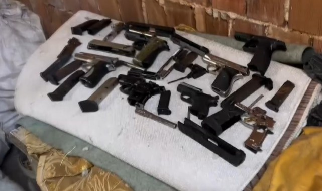 Komşu ilde silah kaçakçılarına operasyon: 2 gözaltı