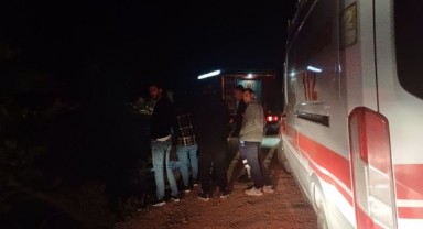 Kontrolden çıkan otomobil şarampole uçtu
