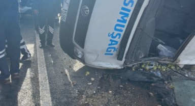 Malatya'da yolcu minibüsü devrildi: 17 yaralı