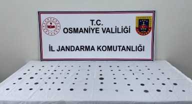 Osmaniye'de tarihi eser operasyonu: 89 adet sikke bulundu