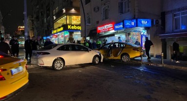 Otomobil sürücüsü dehşet saçtı! Yaralılar var