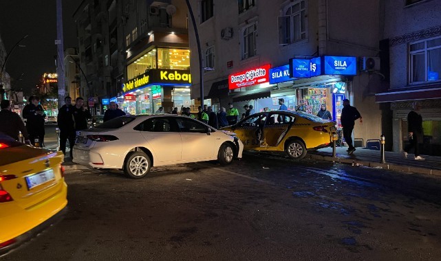 Otomobil sürücüsü dehşet saçtı! Yaralılar var