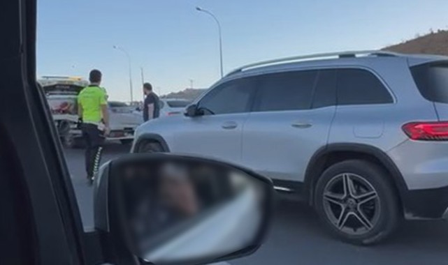 Şanlıurfa'da zincirleme kaza: 3 araç birbirine girdi
