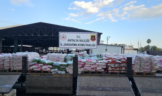Tırda 17 ton sahte gübre ele geçirildi