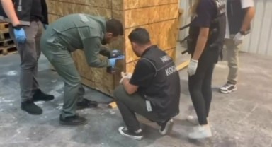 Uyuşturucu operasyonunda konteynerde 345 kilo skunk ele geçirildi