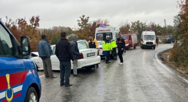 Balıkesir'de trafik kazası; 5 yaralı