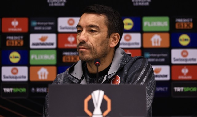 Bronckhorst: Hepimiz için en iyi ilaç belki de galibiyet olacak