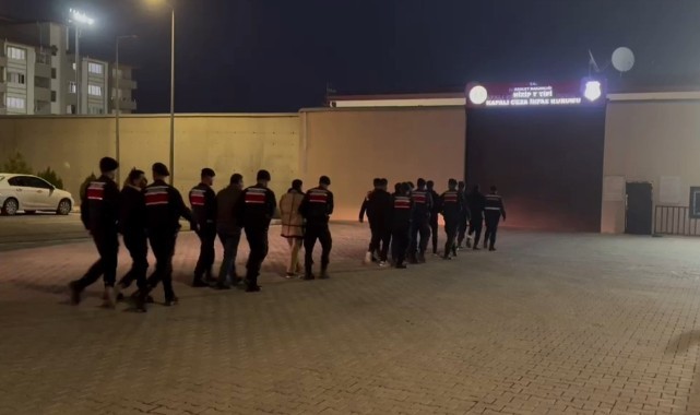 Gaziantep'te göçmen kaçakçılarına şok operasyon: 11 tutuklama