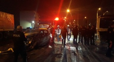 Halk otobüsü ile otomobil çarpıştı: 1 ölü