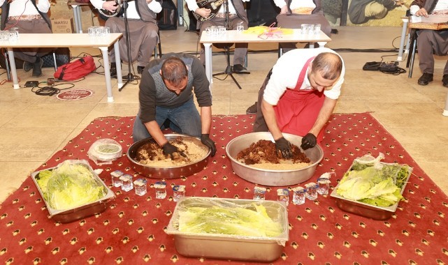 Harran Belediyesinden Öğretmenler Gününe özel sıra gecesi