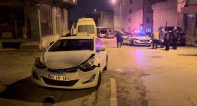 İki araç kafa kafaya çarpıştı: 3 yaşındaki bebek yaralandı