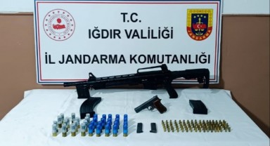Kaçak silah ticareti operasyonu: 2 şüpheli yakalandı