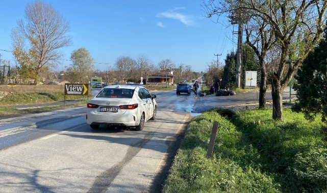 Kamyonet ile motosiklet çarpıştı: 1 ölü, 1 ağır yaralı