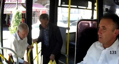 Kapısı açık otobüsten düşen şahıs, 37 gün sonra hayatını kaybetti